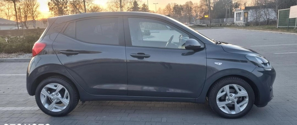 Hyundai i10 cena 56800 przebieg: 26000, rok produkcji 2021 z Piaski małe 781